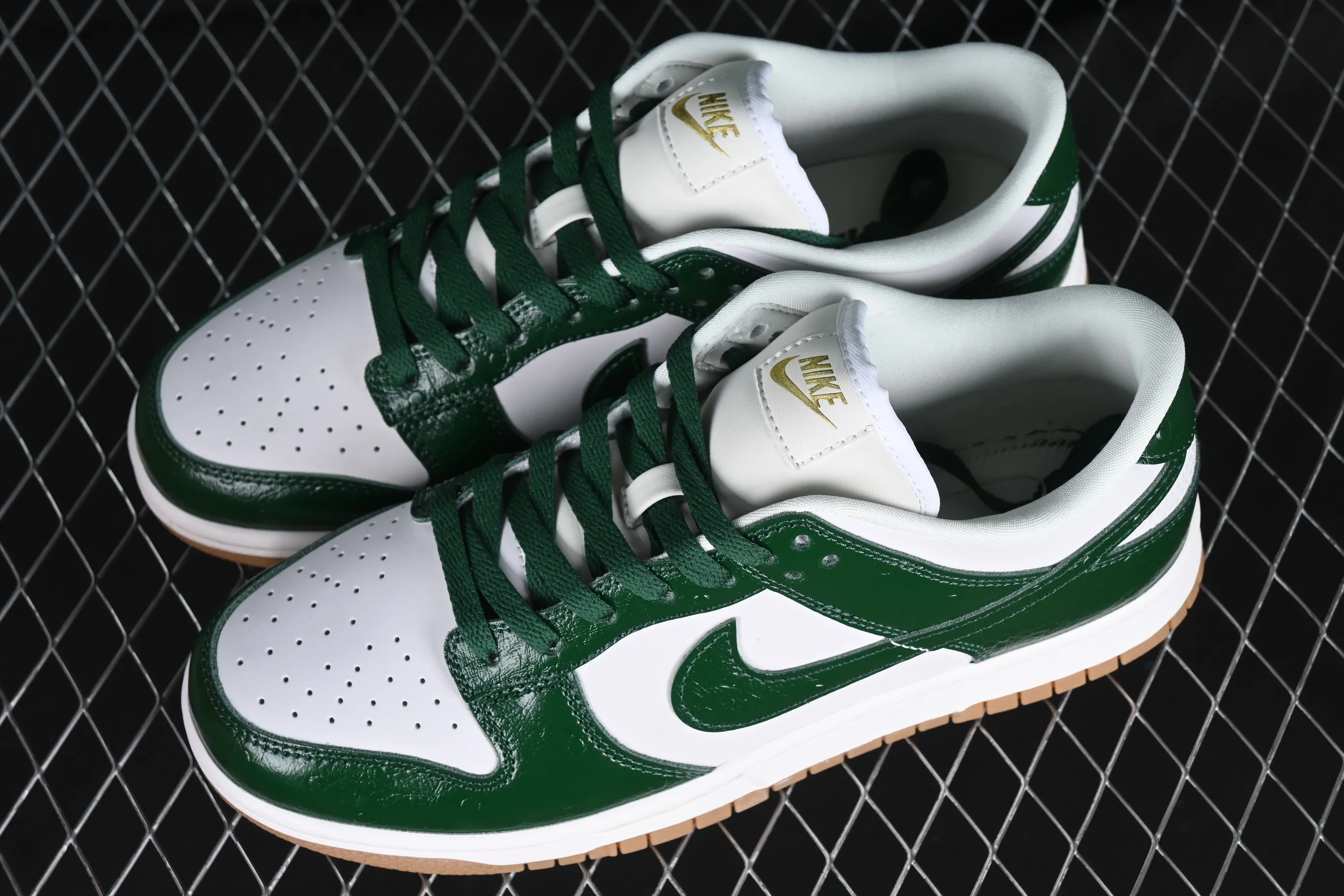 All categories Nk SB Dunk series Nk SB Dunk Low low-top sneakers Nk Dunk Low "Gorge Green" dark pattern green SB low-top casual sneakers FJ2260-002